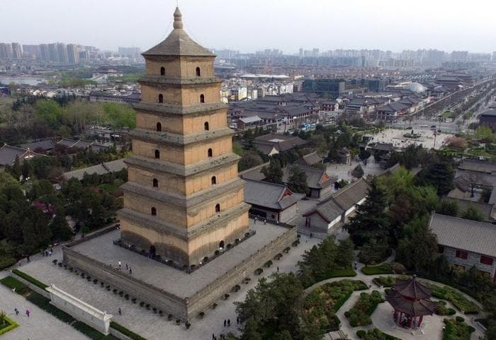 佛教古建筑艺术：建于唐代的四方楼阁式砖塔——西安大雁塔