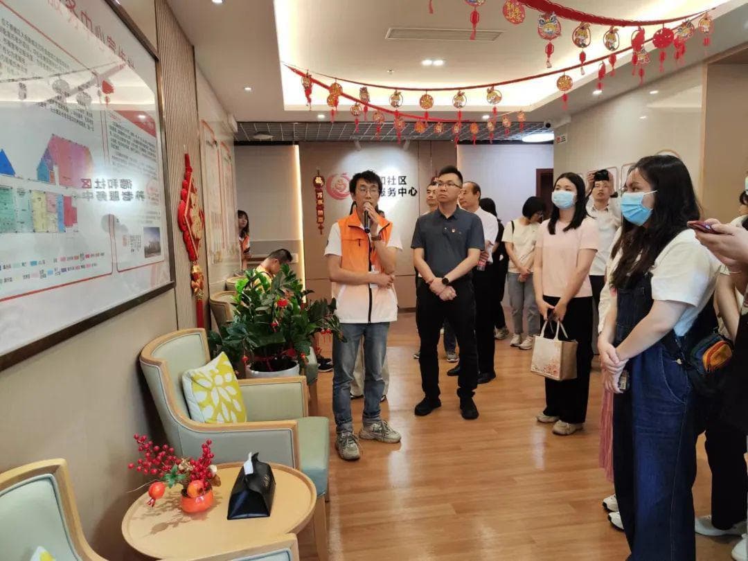 环市街道组织基层工作者赴佛山顺德区学习交流