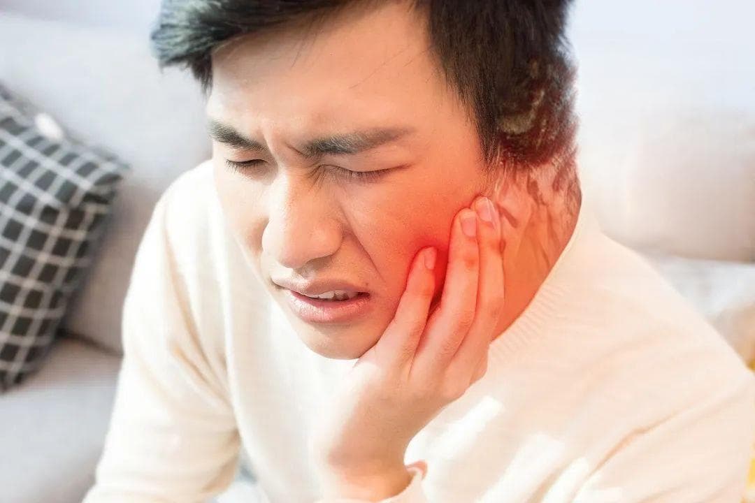 过年吃橘子、嗑瓜子、喝饮料……“上火”了怎么办？4个方法教你缓解！
