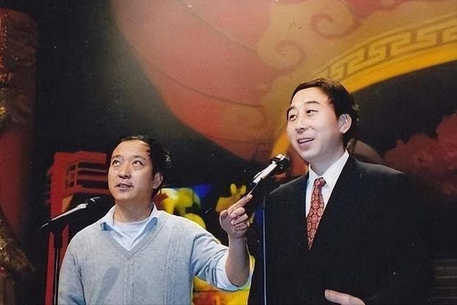 牛群终于坦白真相！首谈不再与冯巩合作的原因，每到春晚必出事