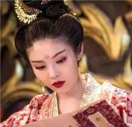 唐代女官上官仪：宫廷中的政治与文化身影