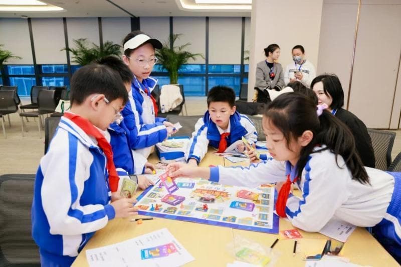 深圳福田少年的10万理财秘籍：北大汇丰商学院揭秘