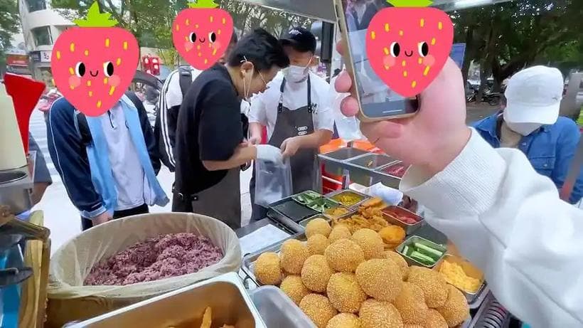 学校门口卖什么小吃最红火最好卖？有哪些小吃适合创业