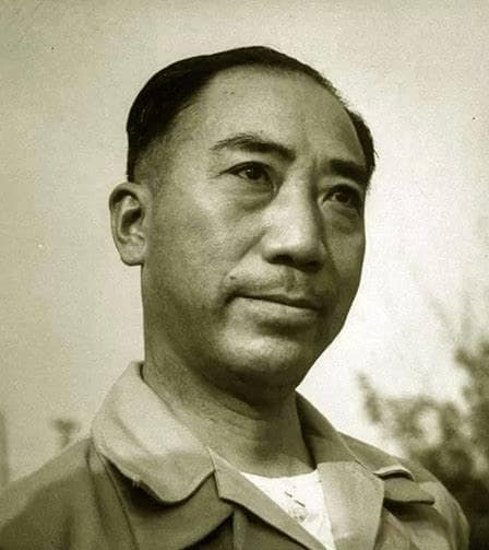 与戴笠棋逢对手的李士珍，到底什么来头？戴笠的死是否与他有关？