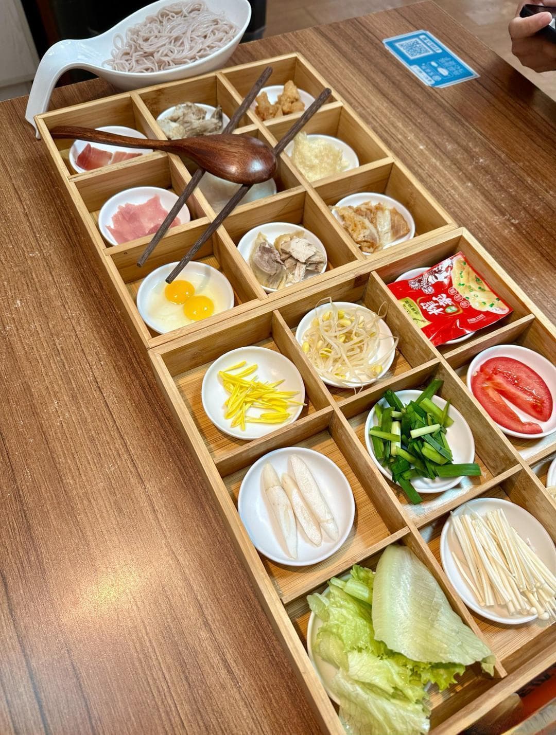 云南必吃美食--过桥米线，昆明5家好店推荐