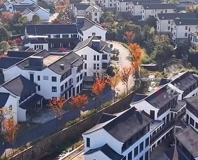 乱收费后续！村委会回应每月收10元人口服务费：意见不统一已取消