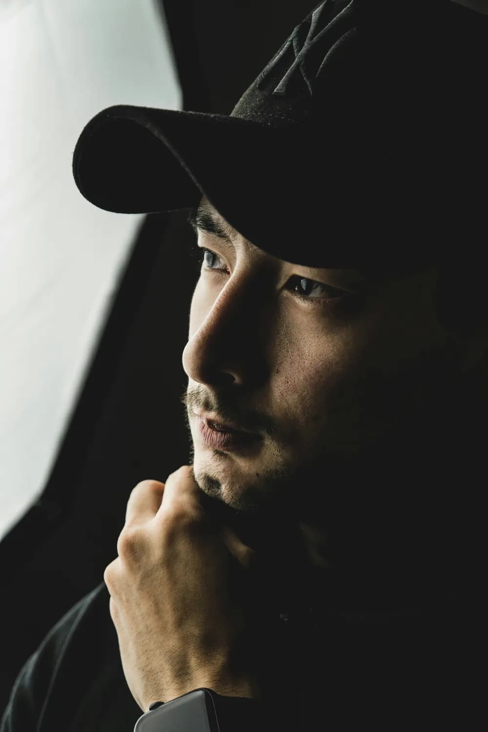 刀郎《镜听》：融合传统与现代，唱响战乱中的女性悲歌