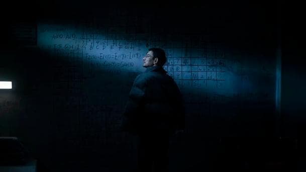 完全由AI生成，<终结者2>翻拍版电影在洛杉矶首映