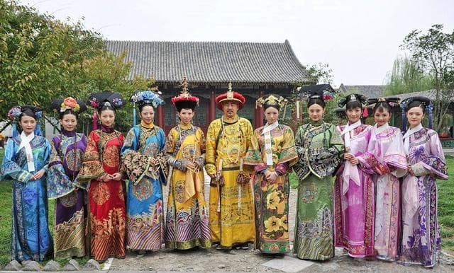 戏里互为对手，戏外情同姐妹：孙俪蒋欣的友谊之道