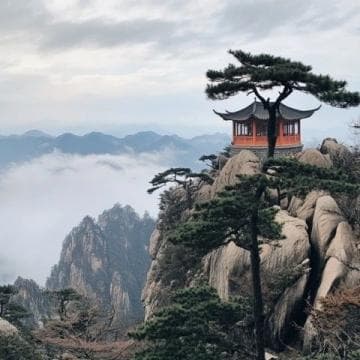 华山旅游攻略：一份超全超具体的游玩指南