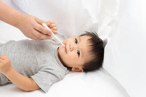 宝宝眼圈发紫怎么回事？原因分析与调理方法