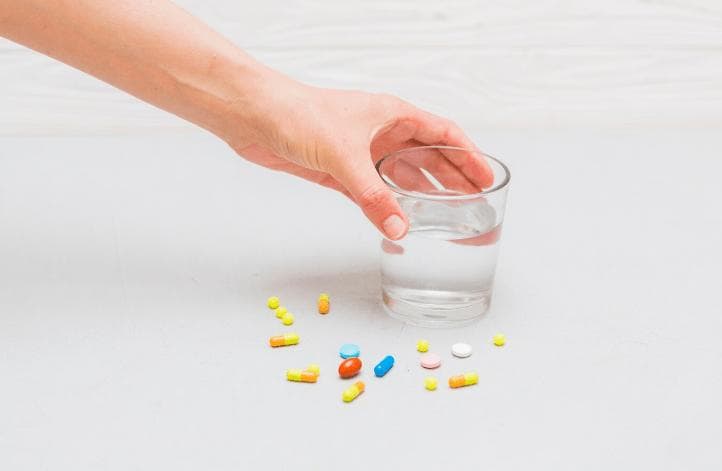 【健康警报】艾司奥美拉唑镁碳酸氢钠：肾脏安全的隐形威胁？