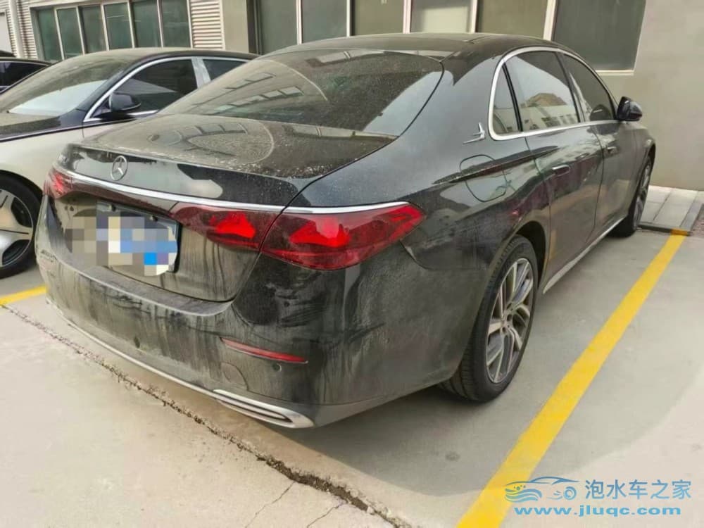 泡水车保险理赔：修还是报废？保险公司这样判