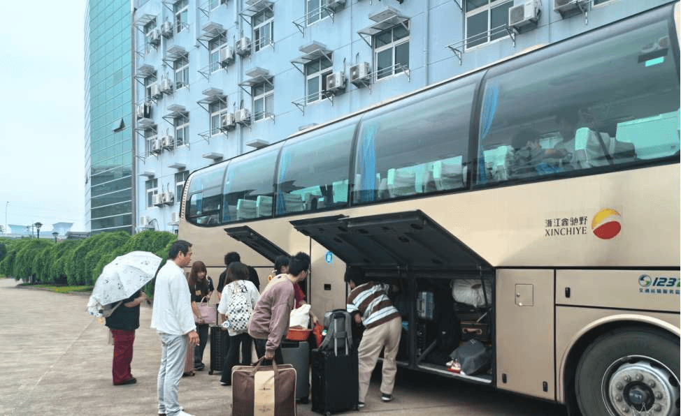 学生赴企业 师傅进校园 台科院温岭学院实践“中国特色学徒制”