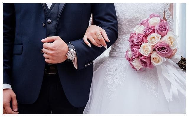 婚姻是选择人品还是外貌？