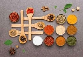 酵母精粹，火锅新宠：膏状复合调味料在火锅底料中的应用研究