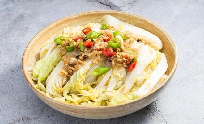 清爽夏日，娃娃菜的凉拌独舞