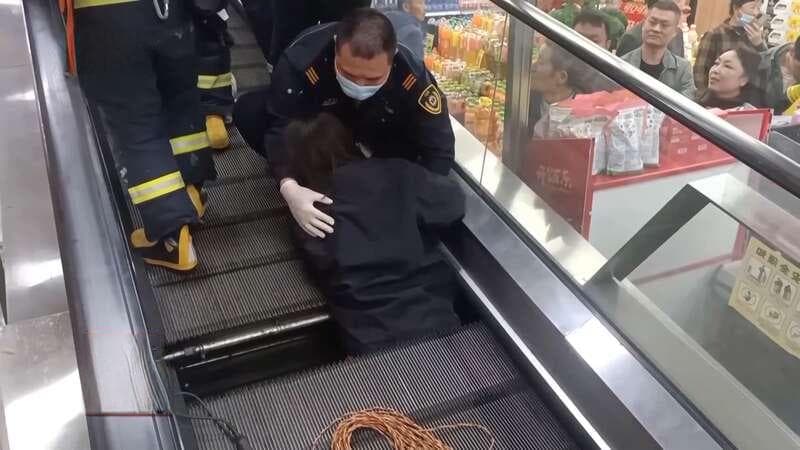 “纸片人”维保电梯 安全岂能儿戏？揭开电梯维保市场乱象