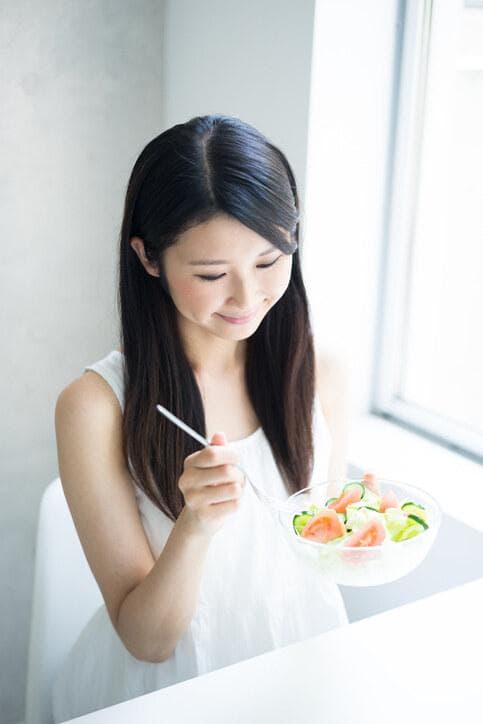 想生髮吃甚麼？生髮食物10大推薦：雞蛋、果仁有助頭髮生長，原來吃這款最有效！