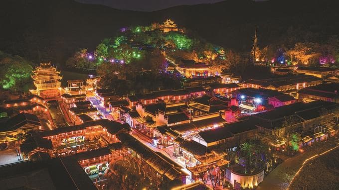 镇江“花式”夜 夜夜有精彩