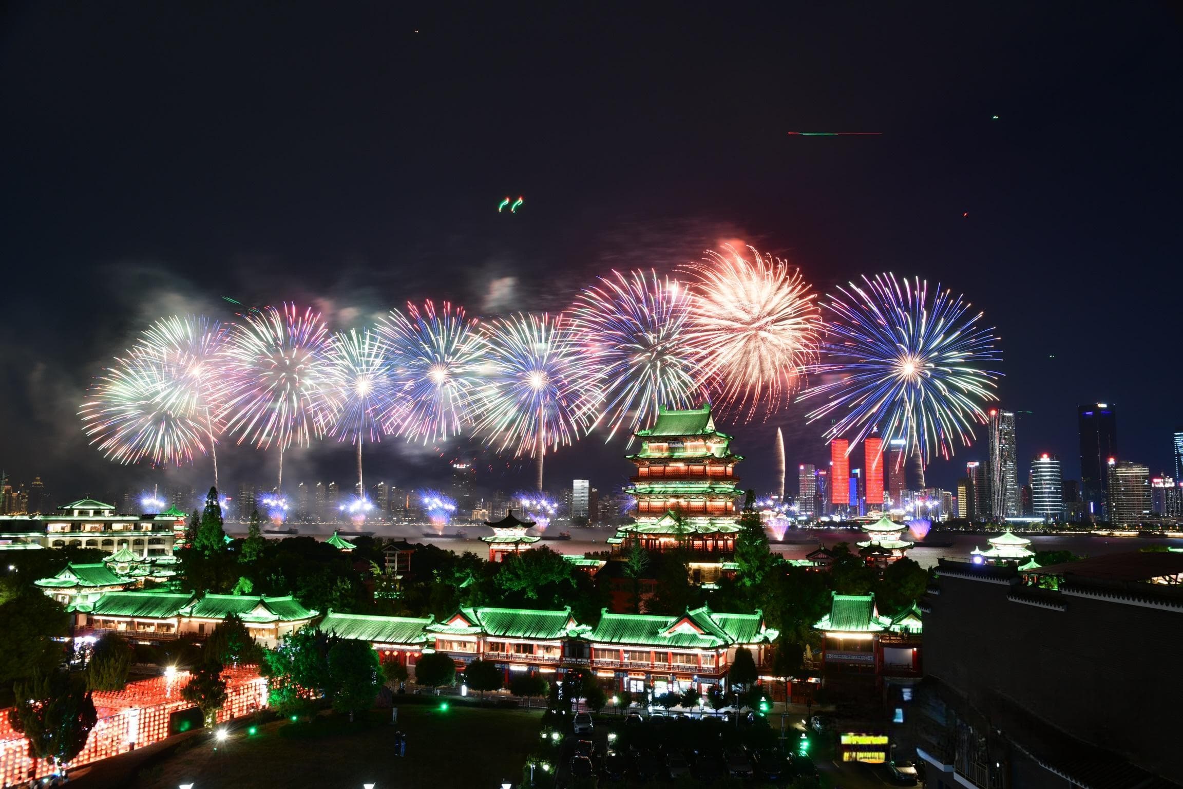 专家解读南昌文旅转型：从景区经济迈向节事经济，打造年轻人向往的“天下英雄城”