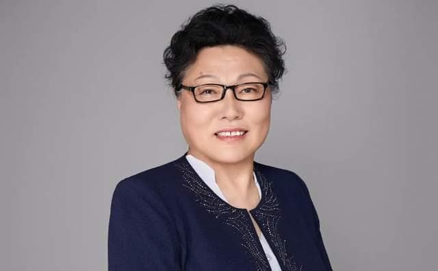 人民币波动自我压力与外来风险叠加性严峻
