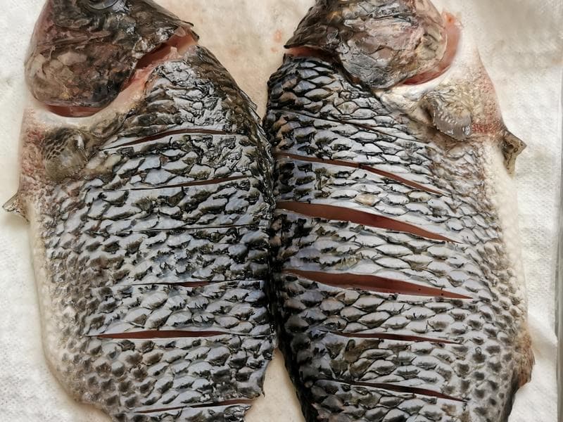 空气炸锅烤鱼：外酥里嫩的美味秘诀