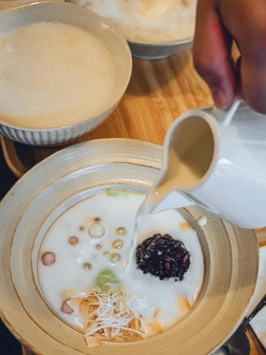 广汉美食大揭秘：从缠丝兔到十月糖水铺，你不可错过的舌尖体验