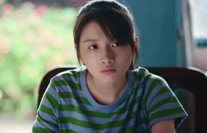 《驻站》李浩菲：演技长相皆被嘲，还被骂资源咖，究竟谁在捧她？