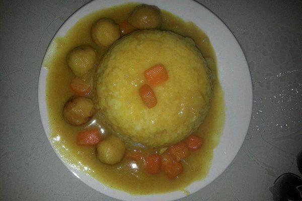 咖喱鱼丸饭的美味制作方法