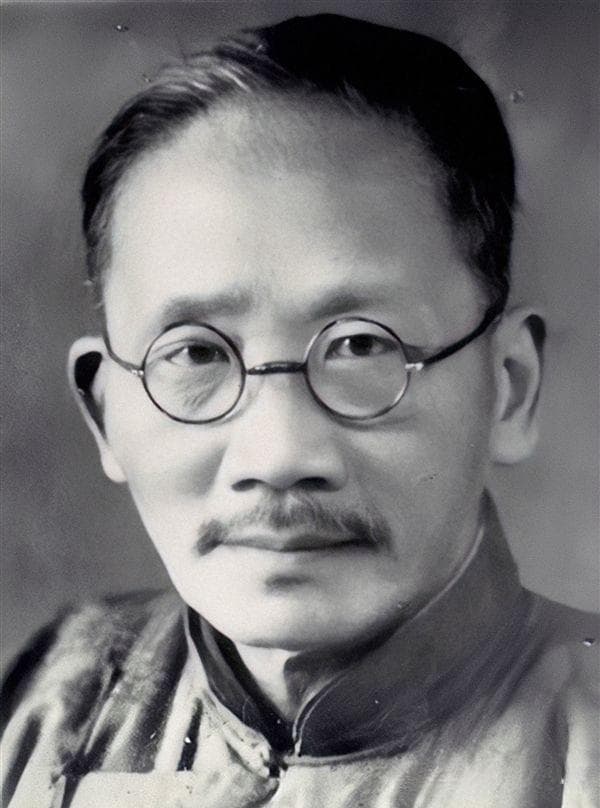 蔡元培执掌北大十年，如何将“烂摊子”改造成世界一流大学？