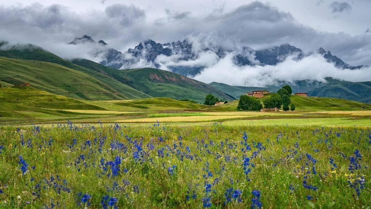 已经开始期待川西的夏天了，这7个地方的自然风光，简直是封神级