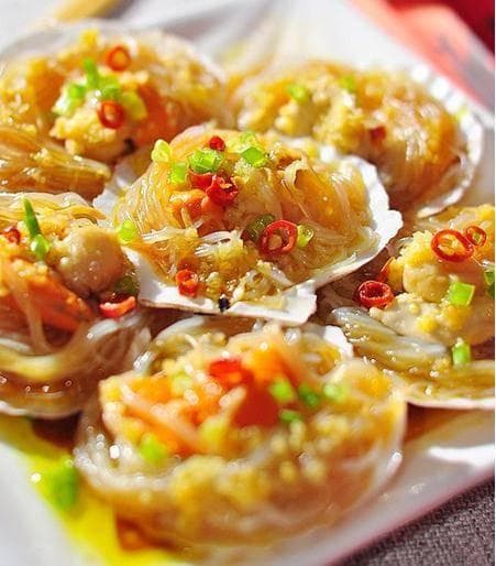 独家揭秘：红烧肉炖蛋的上海本帮菜传统做法，让你秒变厨房高手！