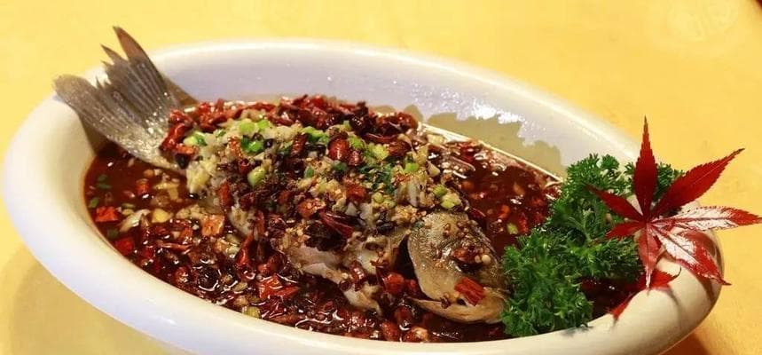 教你做最地道的蒜爆鱼（家常美食）