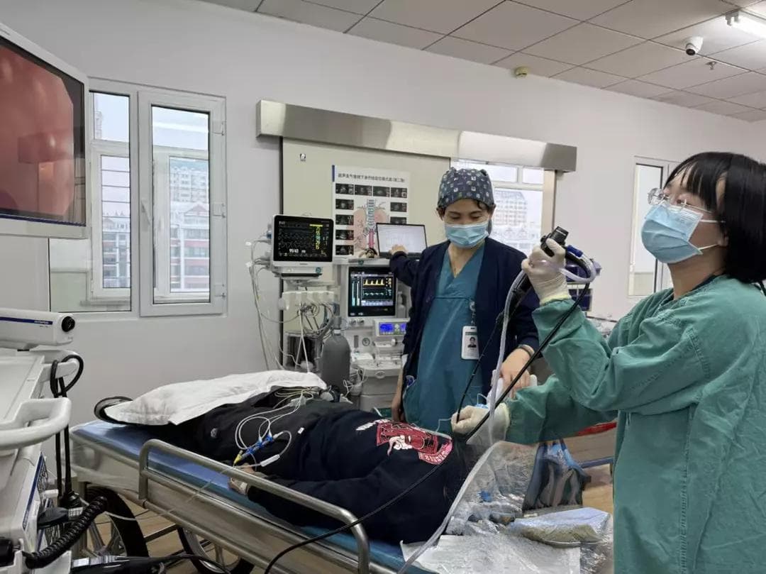12岁男孩不停地咳嗽、喘不上气，医院检查竟发现气管内吸入磁铁！紧急提醒