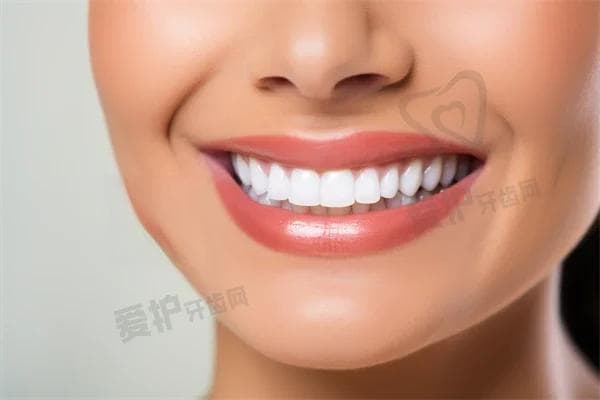 除了超声波洗牙，还有哪些有效的洗牙方法？探索不同洗牙技术的优缺点。