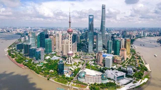上海美食攻略必去的地方推荐，不可错过的美食打卡地