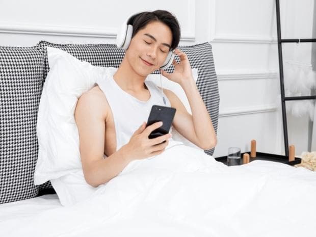 房间点蜡烛能除湿吗？巧用方法让家居更舒适