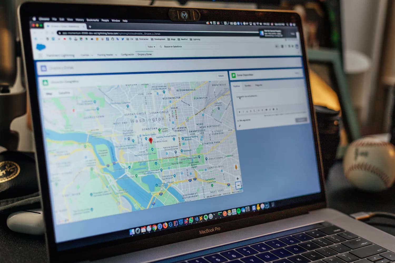 自然资源部推荐：用ArcGIS规范中国地图