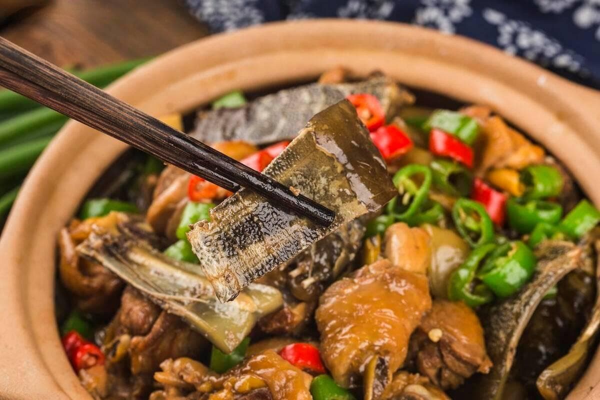 甲鱼烧鸡：一道菜里的历史味道