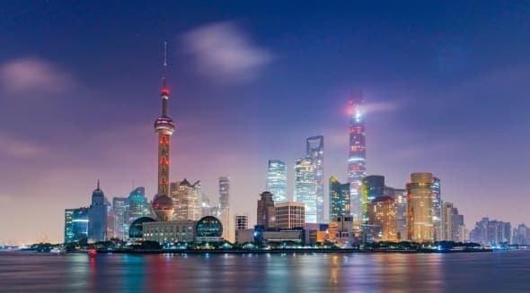 这些年，上海靠什么吸引人才？
