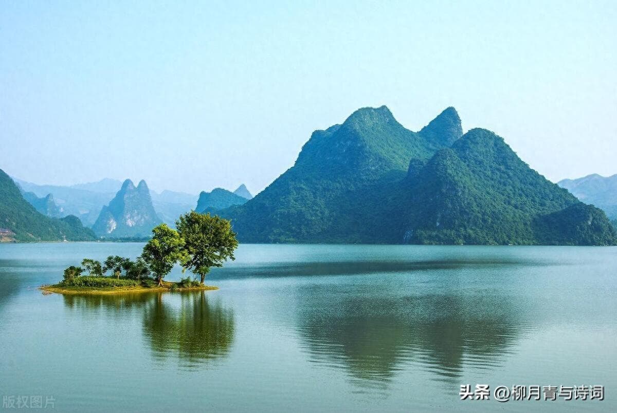 八句古诗道出无限疲惫：从苏轼到杜甫的心灵写照