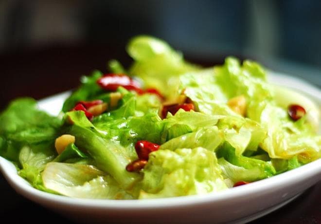 新研究显示：炝拌生菜，健康美味的低脂饮食新选择