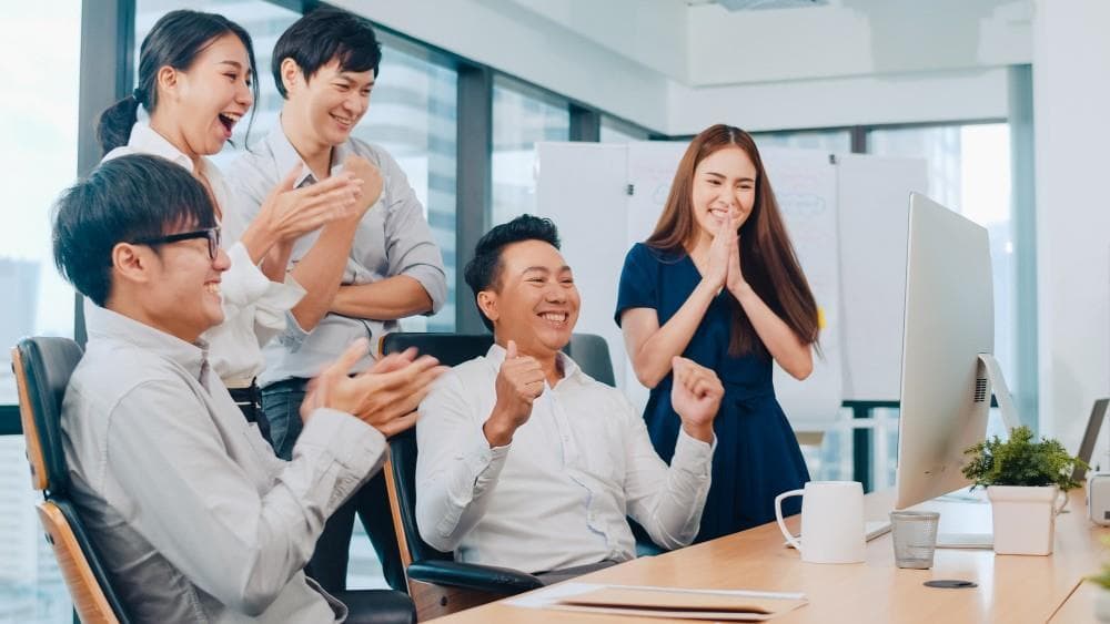 告别“社畜”：健康职场如何提升员工幸福感与效率
