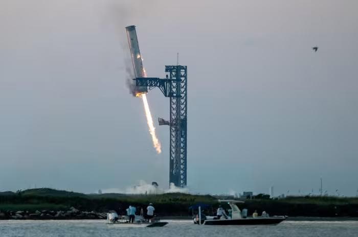 星舰“五飞”成功后，人人都在学SpaceX火箭回收技术