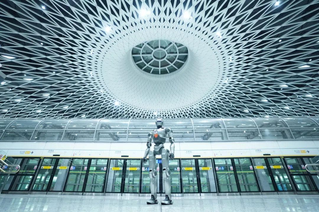 全球人形机器人技术激烈竞争中，“前空翻”为什么特别值得关注？