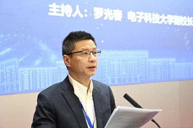 人工智能助力生命科学前沿科学发展