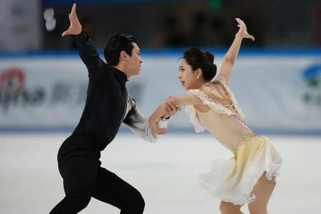 国内国际赛场双开花！冰城冰雪运动健儿用优异成绩为亚冬会献礼