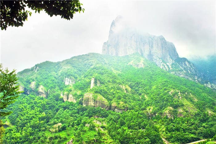 温州灵岩景区：雁荡三绝之一的自然人文胜地