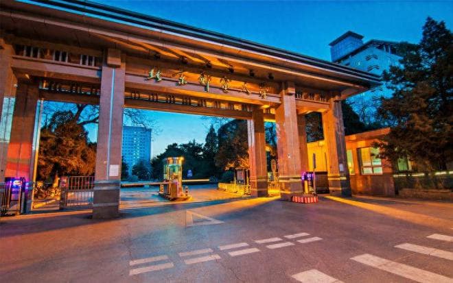 四邮四电实力排名“大调整”，西电挤进第1梯队，重邮位列第3梯队